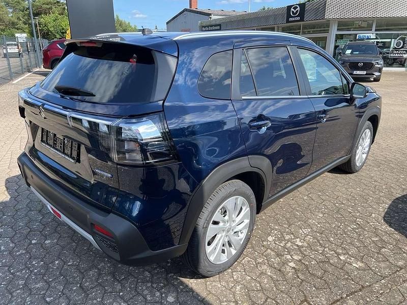 Neu Suzuki SX4 S-Cross Comfort 129 PS (94 kW) 2025 Sphere blue pearl metallic SUV