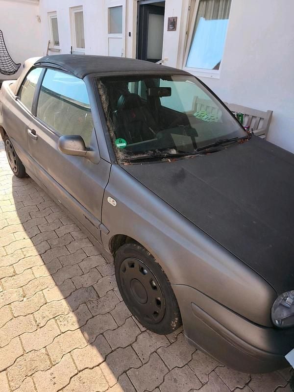 Gebraucht VW Golf Cabriolet Edition 101 PS (74 kW) 1999 Grau Cabrio