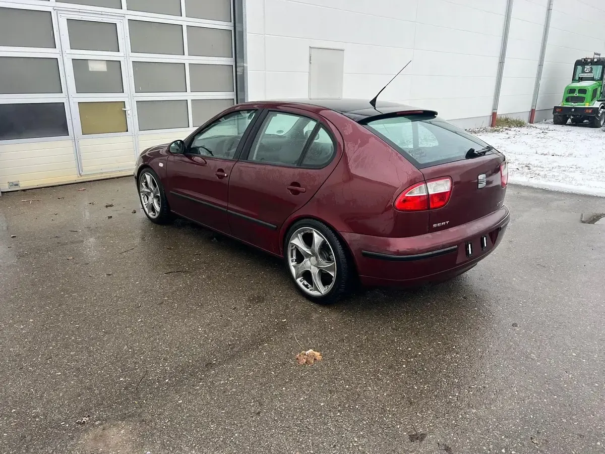 Gebraucht Seat Leon 105 PS (77 kW) 2002 Rot Kleinwagen