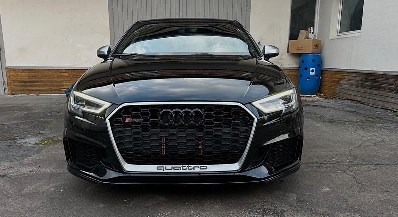 Gebraucht Audi RS3 400 PS (294 kW) 2018 Schwarz Limousine