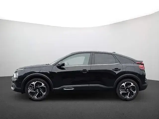Gebraucht Citroën C4 Shine 131 PS (96 kW) 2023 Schwarz SUV