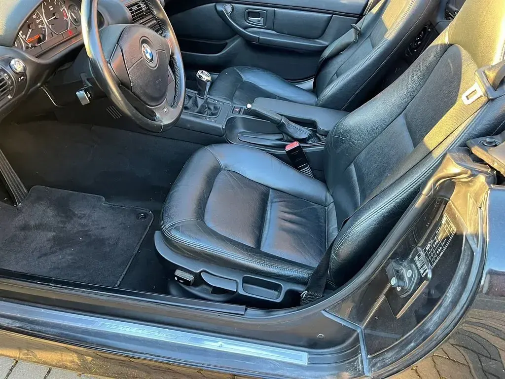 Gebraucht BMW Z3 Sport Line 118 PS (86 kW) 2000 Schwarz Cabrio