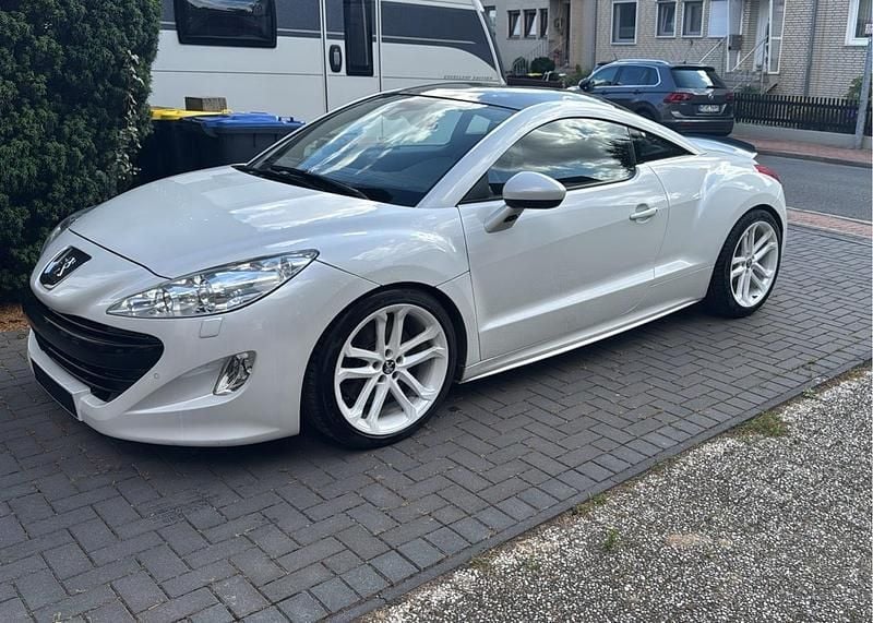 Weiß Gebraucht 2011 Peugeot RCZ Coupé | 9.499 € (Fairer Preis) - Bild 1/4