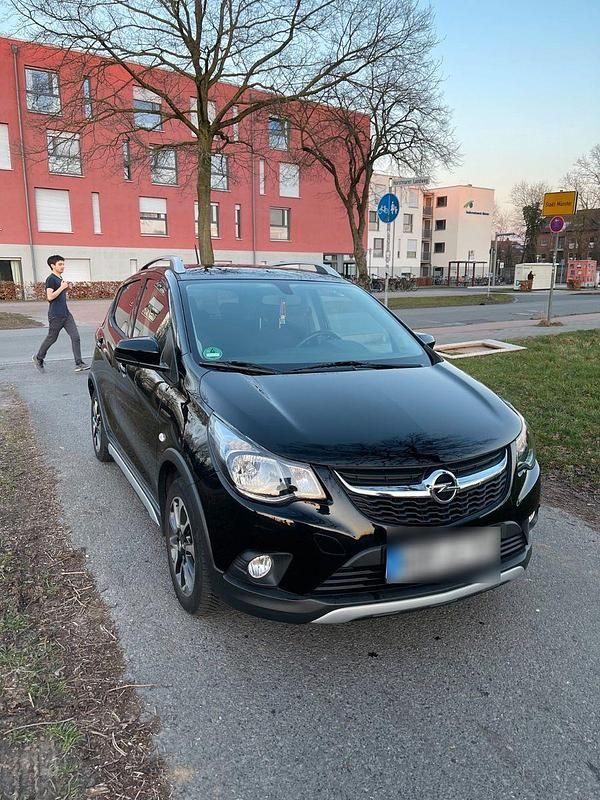 Gebraucht Opel Karl Rocks 73 PS (53 kW) 2019 Schwarz Kleinwagen