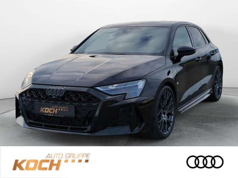 Mythosschwarz metallic Gebraucht 2025 Audi RS3 Sportback Ambiente Kleinwagen | 67.990 € - Bild 1/4