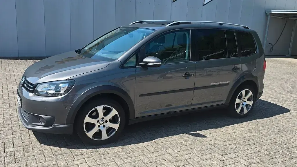 Gebraucht VW Touran Cross 140 PS (102 kW) 2013 Grau Van / Kleinbus