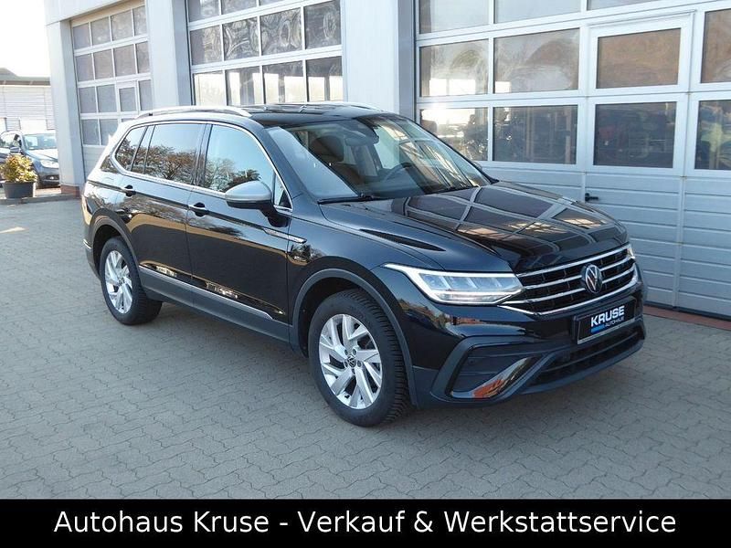 Gebraucht VW Tiguan Allspace R 150 PS (110 kW) 2024 Schwarz SUV