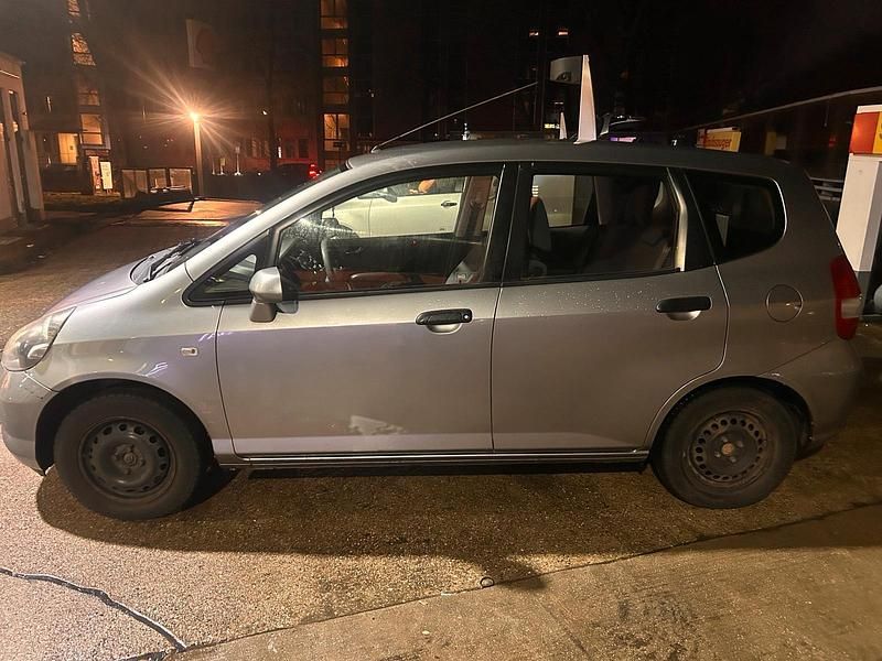 Gebraucht Honda Jazz 80 PS (58 kW) 2004 Grau Kleinwagen
