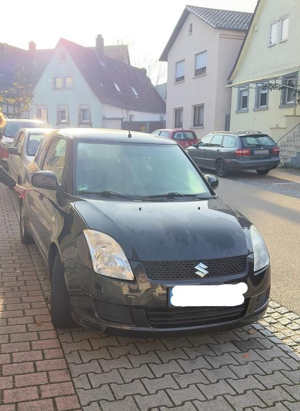 Gebraucht Suzuki Swift 90 PS (66 kW) 2010 Schwarz Kleinwagen
