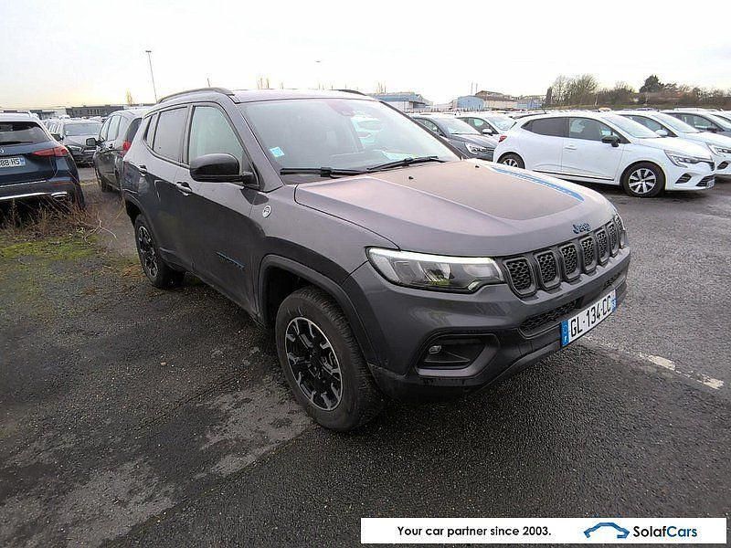 Gebraucht Jeep Compass Trailhawk 179 PS (131 kW) 2022 Grau SUV