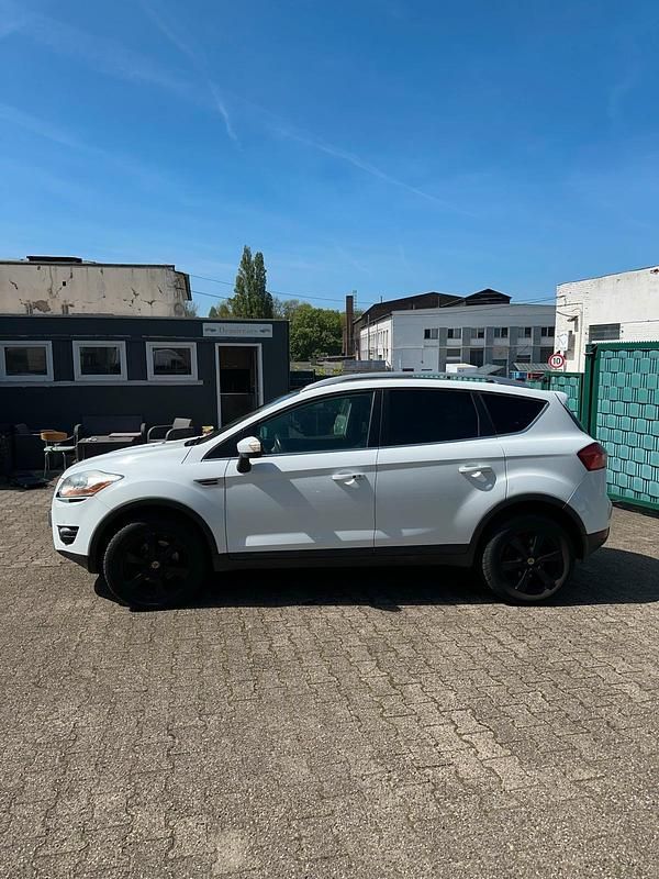 Używany Ford Kuga 163 KM (119 kW) 2012 Biały SUV