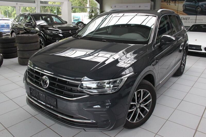 Uranograu Gebraucht 2021 VW Tiguan SUV | 27.190 € (Superpreis) - Bild 1/4
