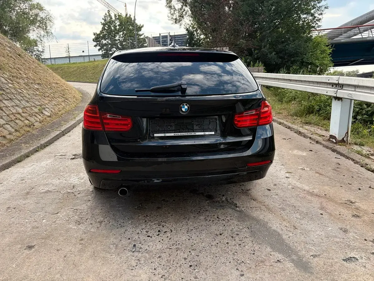 Gebraucht BMW 316 116 PS (85 kW) 2015 Kombi