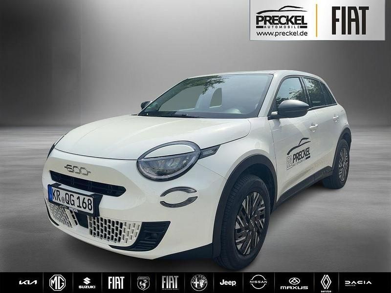 Gebraucht Fiat 600 101 PS (74 kW) 2025 Weiß SUV