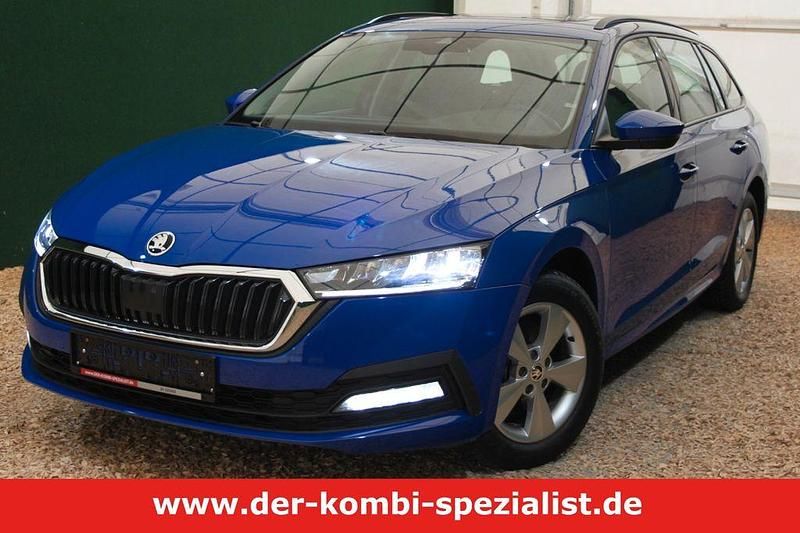 Modra energy/energy blue Gebraucht 2021 Skoda Octavia Kombi | 18.500 € (Guter Preis) - Bild 1/4