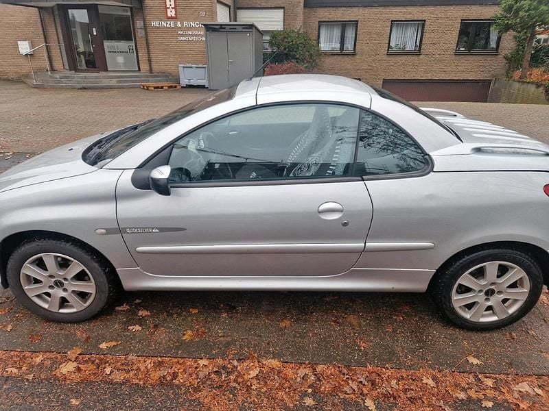 Gebraucht Peugeot 206 CC 136 PS (100 kW) 2004 Grau Cabrio