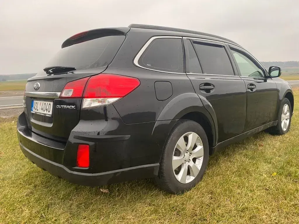 Gebraucht Subaru Outback Exclusive+ 260 PS (191 kW) 2012 Schwarz Kombi