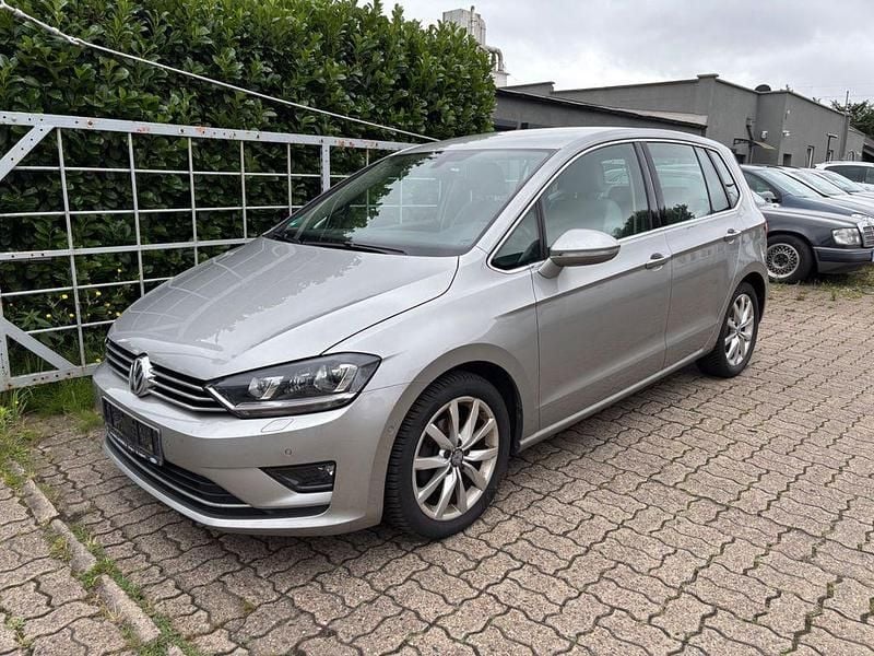 Silber Gebraucht 2014 VW Golf Sportsvan Highline Van / Kleinbus | 11.400 € (Guter Preis) - Bild 1/4
