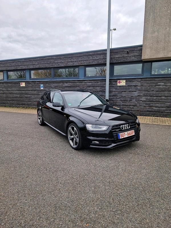 Gebraucht Audi A4 S-Line 177 PS (130 kW) 2013 Schwarz Kombi