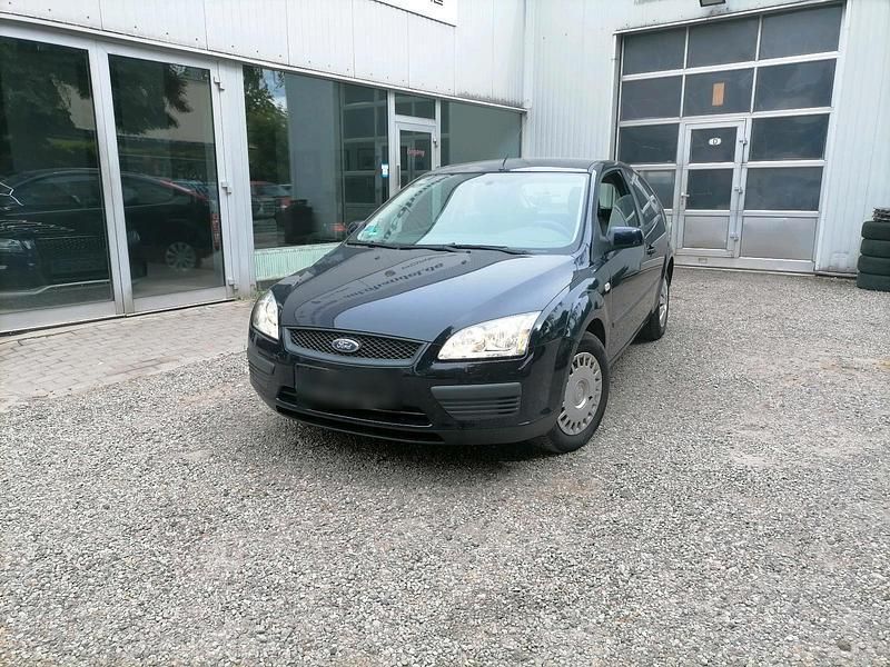 Blau Gebraucht 2007 Ford Focus Kleinwagen | 1.200 € (Guter Preis) - Bild 1/4