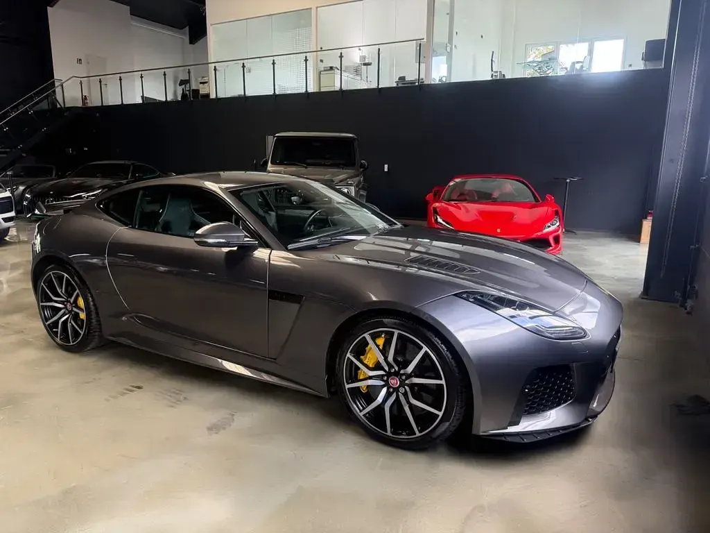 Gebraucht Jaguar F-Type SVR 575 PS (422 kW) 2016 Grau Coupé