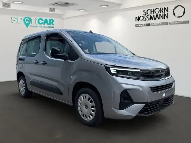 Neu Opel Combo Life Edition 102 PS (75 kW) 2026 Grau Kombi