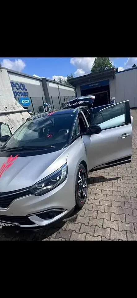 Gebraucht Renault Scénic IV Initiale Paris 160 PS (117 kW) 2018 Van / Kleinbus
