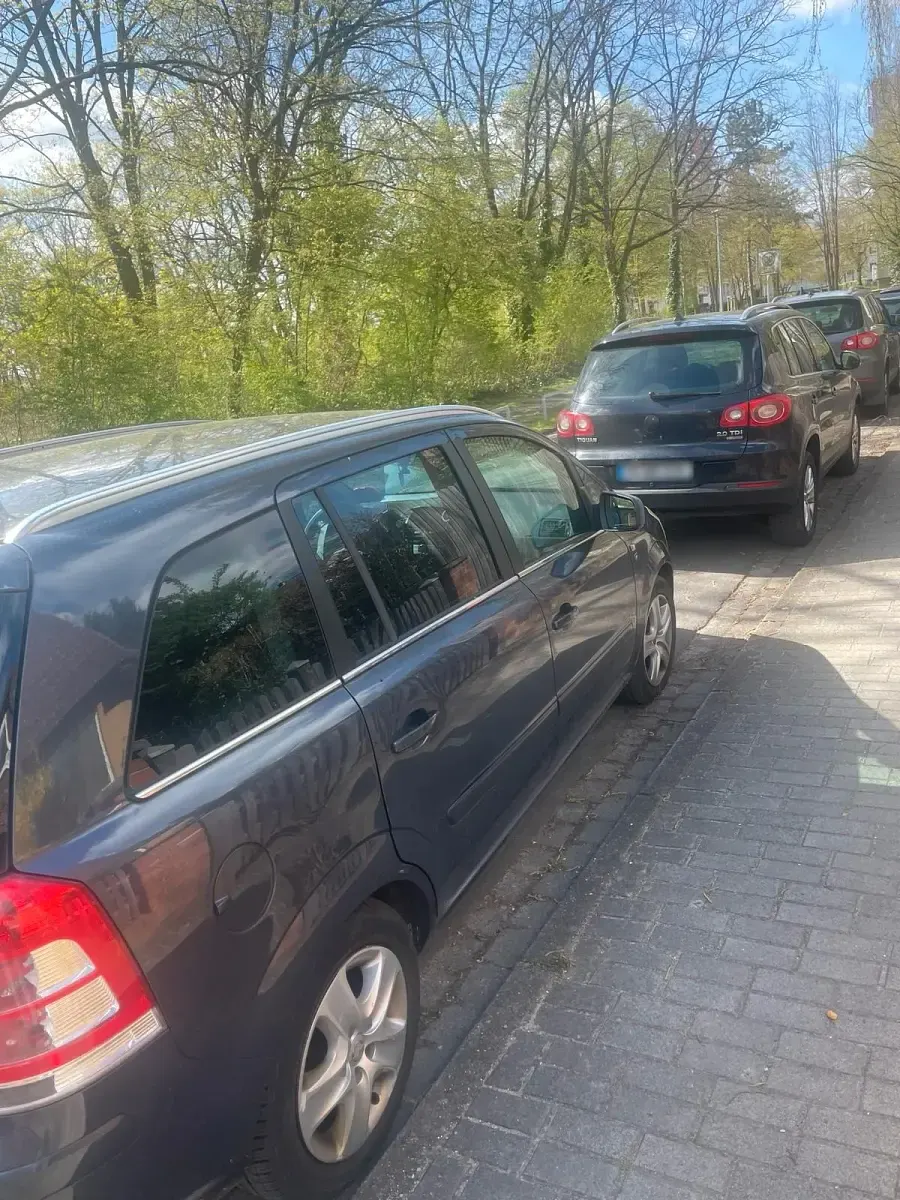 Gebraucht Opel Zafira 140 PS (102 kW) 2010 Blau Van / Kleinbus