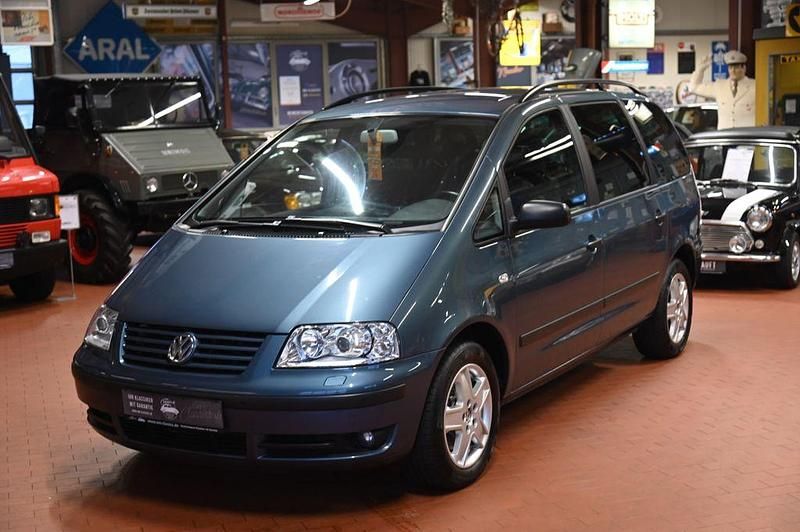 Gebraucht VW Sharan 131 PS (96 kW) 2004 Blau Van / Kleinbus