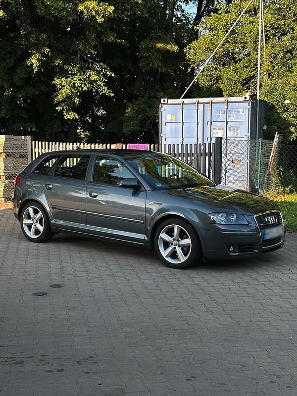 Gebraucht Audi A3 S-Line 160 PS (117 kW) 2007 Grau Kleinwagen