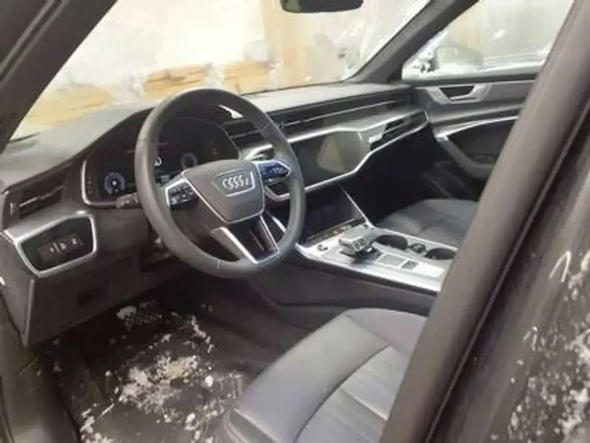 Gebraucht Audi A6 Advanced Plus 245 PS (180 kW) 2025 Mythosschwarz metallic Kombi