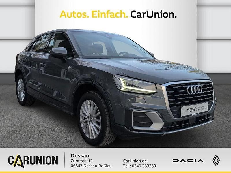 Gebraucht Audi Q2 Design 150 PS (110 kW) 2019 Nanograu SUV