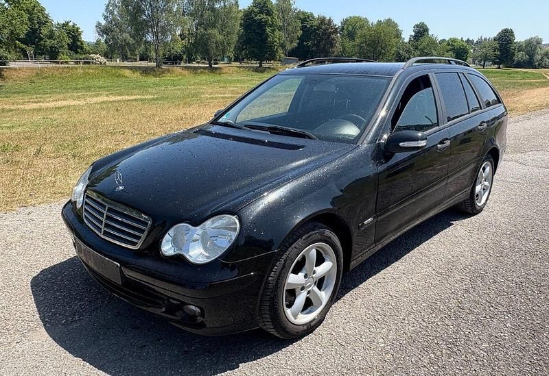 Schwarz Gebraucht 2006 Mercedes C180 Kombi | 2.000 € (Guter Preis) - Bild 1/4