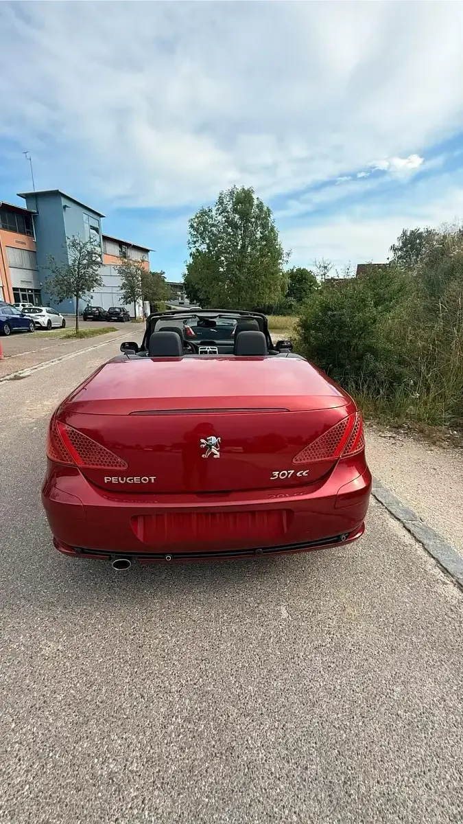 Gebraucht Peugeot 307 CC Sport 140 PS (102 kW) 2006 Rot Cabrio