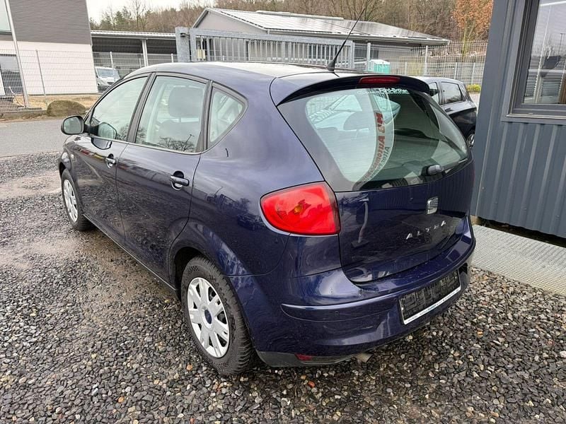 Gebraucht Seat Altea Stylance 102 PS (75 kW) 2010 Blau Kombi