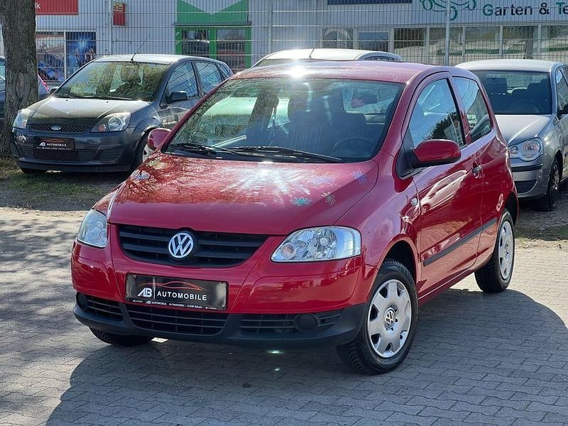 Usata VW Fox Basis 54 CV (39 kW) 2006 Rosso Utilitaria