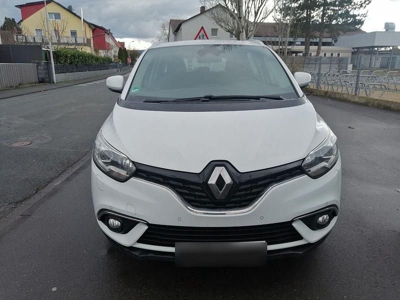 Gebraucht Renault Scénic IV 140 PS (102 kW) 2019 Weiß Van / Kleinbus