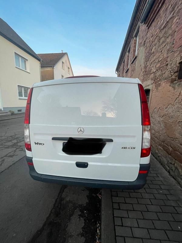Gebraucht Mercedes Vito 163 PS (119 kW) 2014 Weiß Van
