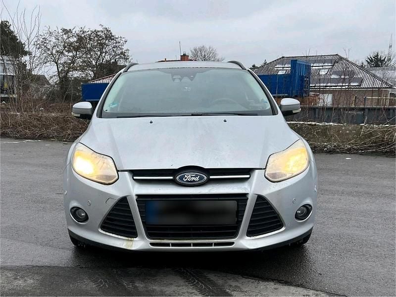 Gebraucht Ford Focus Titanium 150 PS (110 kW) 2012 Silber Kombi