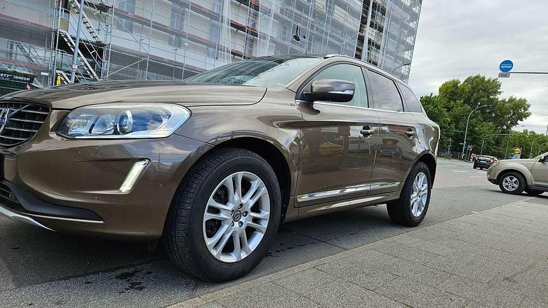 Gebraucht Volvo XC60 Kinetic 181 PS (133 kW) 2014 Bronze SUV
