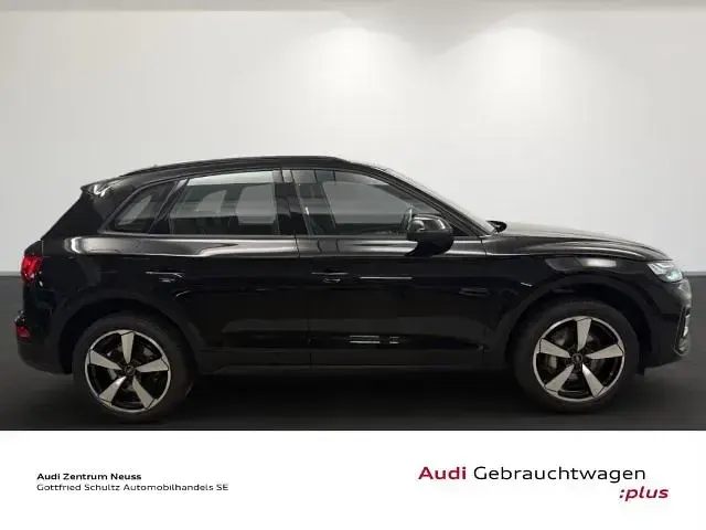 Gebraucht Audi Q5 Ambiente 299 PS (219 kW) 2023 Schwarz SUV