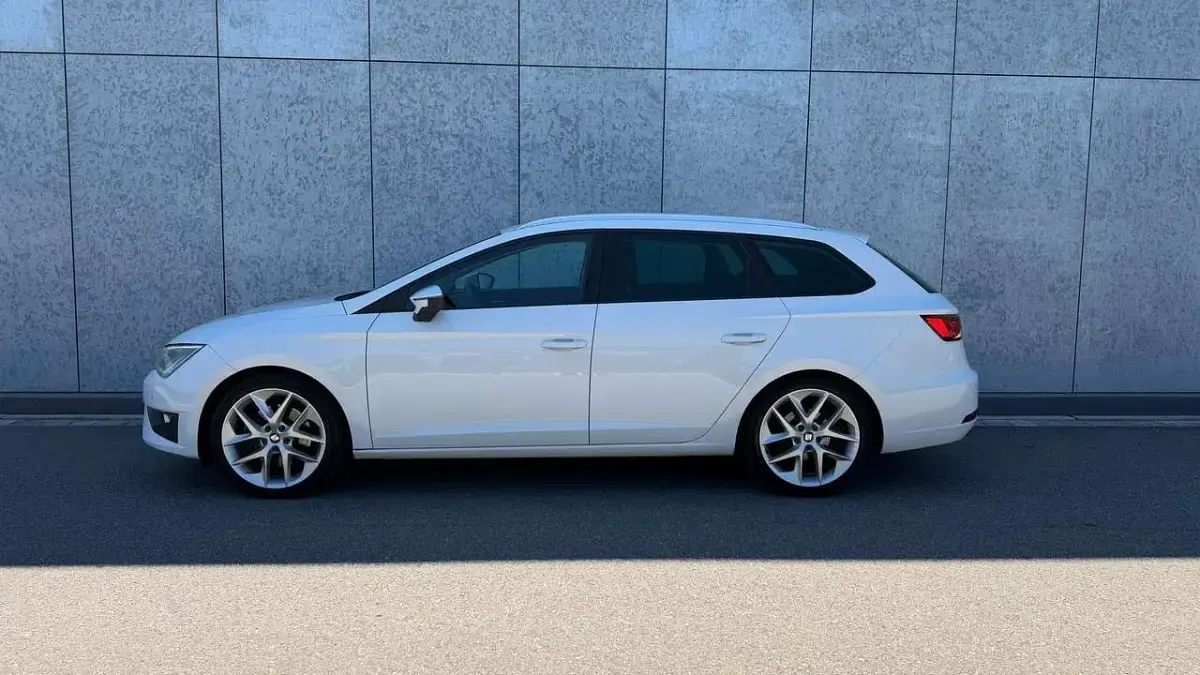 Gebraucht Seat Leon FR 184 PS (135 kW) 2015 "nevada" weiss Kombi
