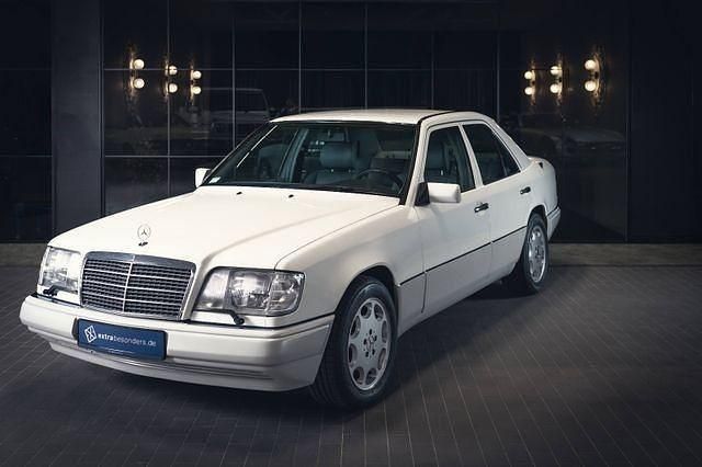 Gebraucht Mercedes E420 Avantgarde 279 PS (205 kW) 1995 Weiß Limousine