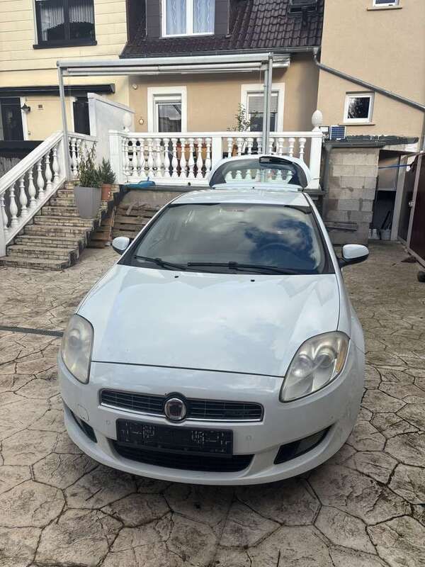 Weiß Gebraucht 2008 Fiat Bravo Kleinwagen | 1.850 € (Etwas zu teuer) - Bild 1/4