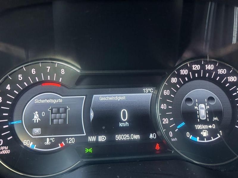 Gebraucht Ford S-MAX Titanium 165 PS (121 kW) 2019 Grau Van / Kleinbus