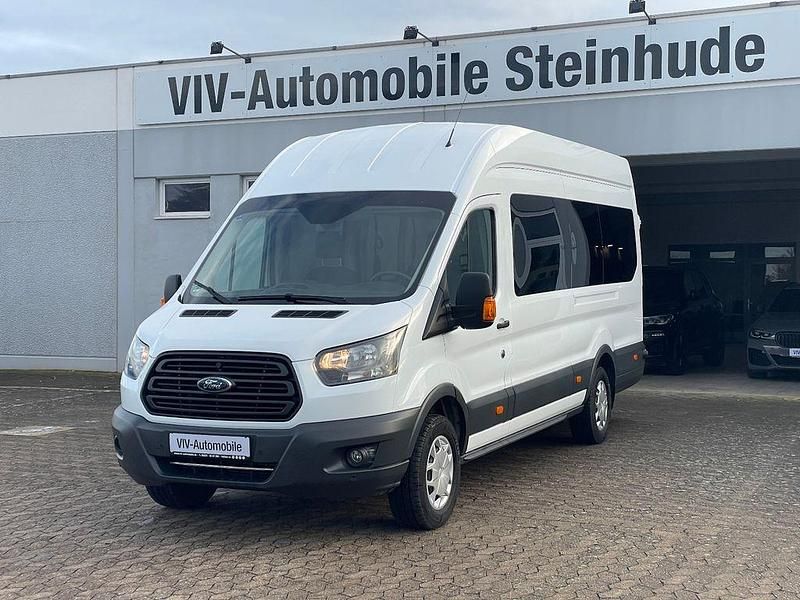 Frostweiß Gebraucht 2019 Ford Transit Kombi | 21.990 € - Bild 1/4