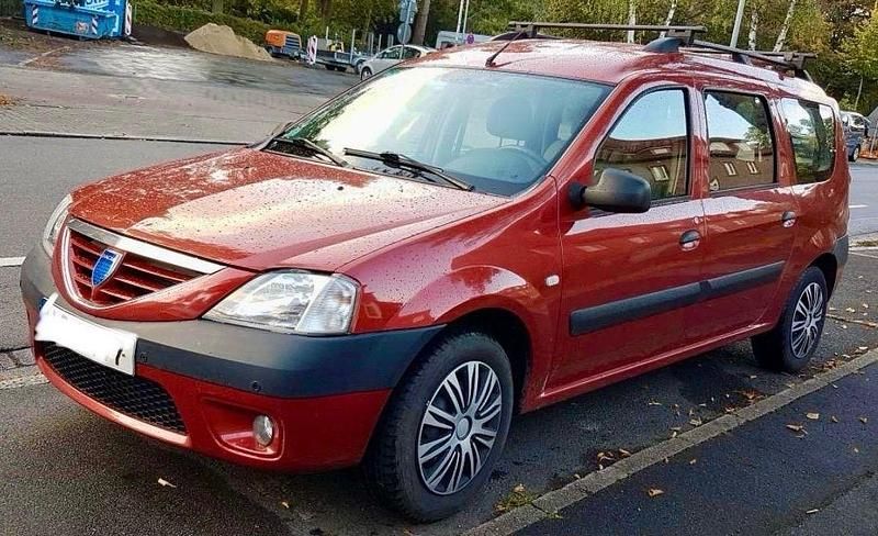 Rot Gebraucht 2007 Dacia Logan MCV Lauréate Limousine | 1.500 € (Fairer Preis) - Bild 1/4