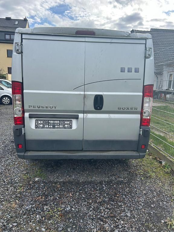 Gebraucht Peugeot Boxer 131 PS (96 kW) 2012 Grau Van