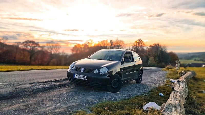 Schwarz Gebraucht 2004 VW Polo Kleinwagen | 750 € - Bild 1/4