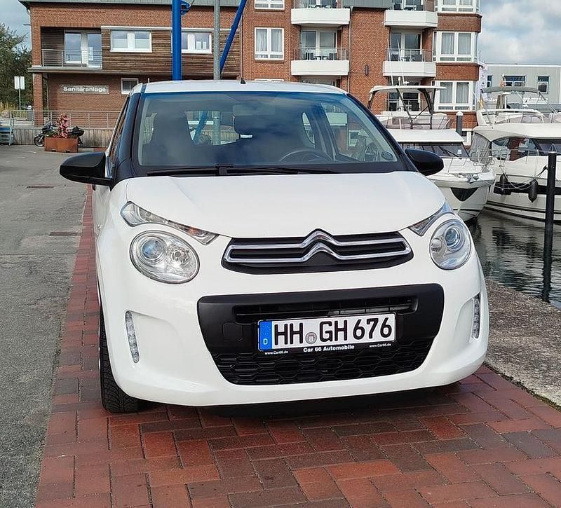 Weiß Gebraucht 2016 Citroën C1 Start Kleinwagen | 6.300 € (Guter Preis) - Bild 1/4